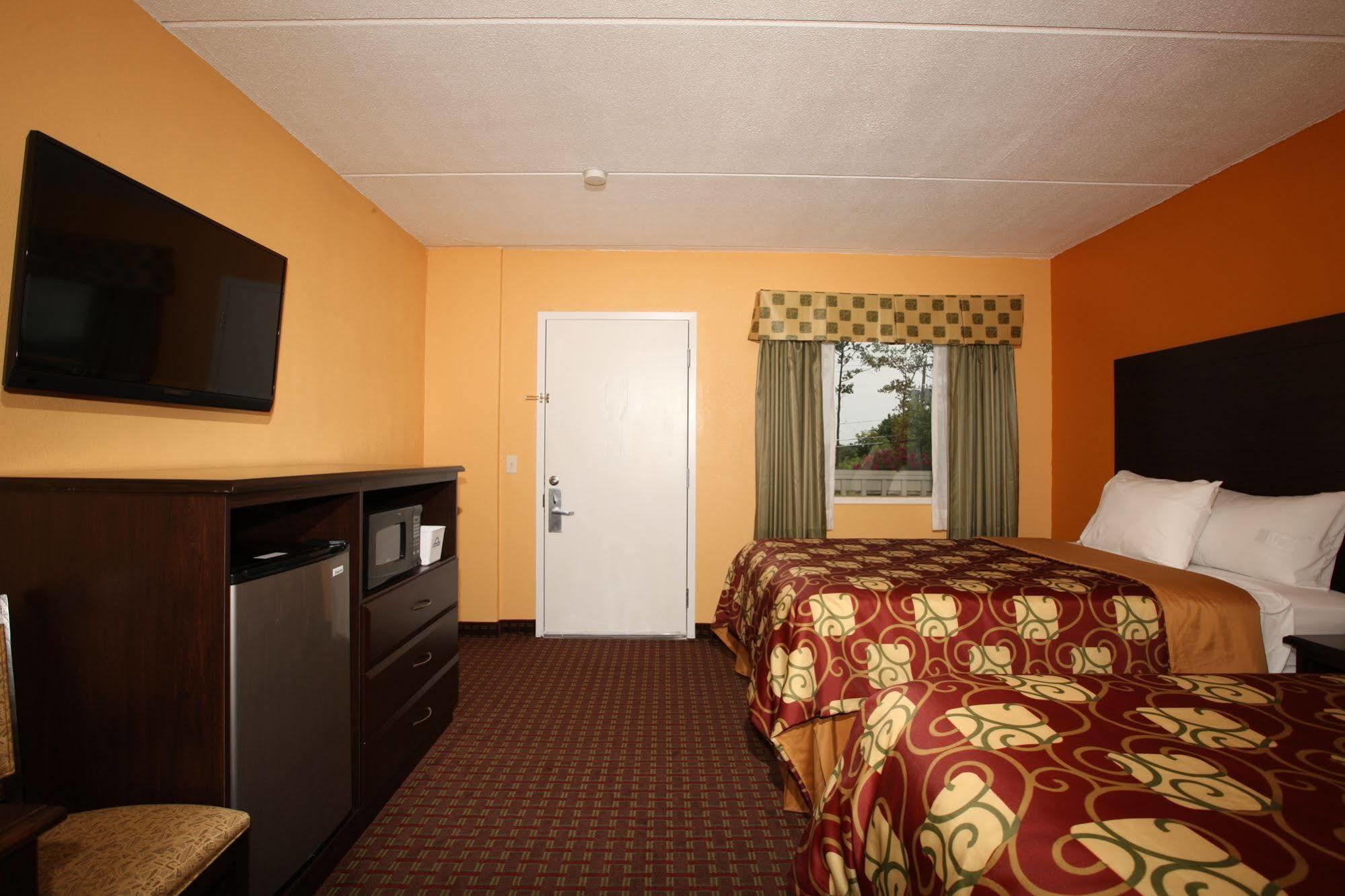 Blue Sky Inn Glens Falls-Saratoga-Lake George Exteriér fotografie