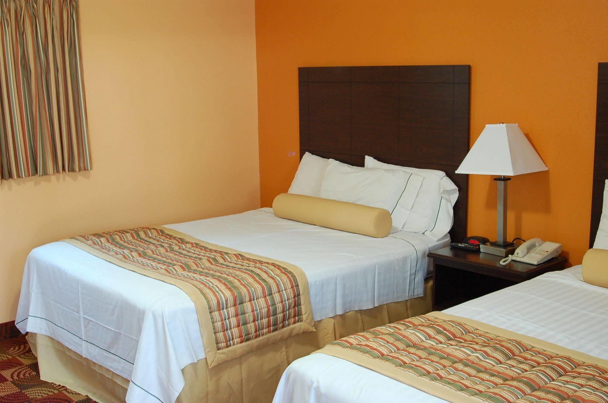 Blue Sky Inn Glens Falls-Saratoga-Lake George Exteriér fotografie